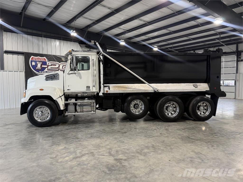 Western Star 4700SF Kipper