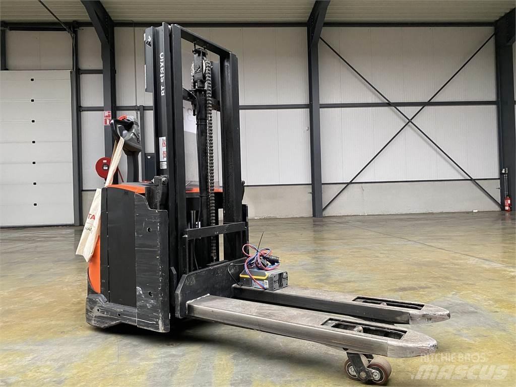 Toyota SWE200D Selbstfahrstapler
