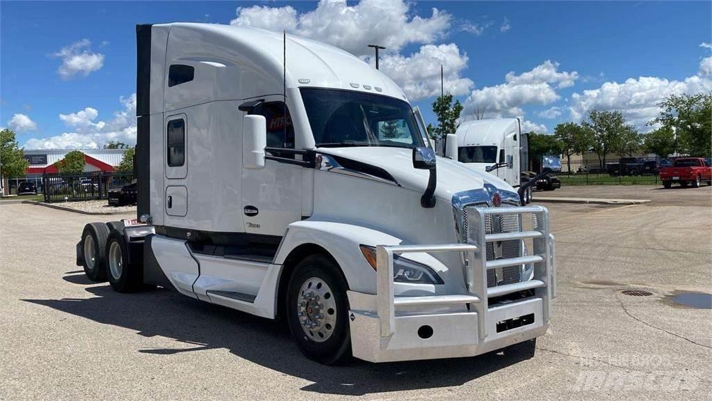 Kenworth T680 Sattelzugmaschinen