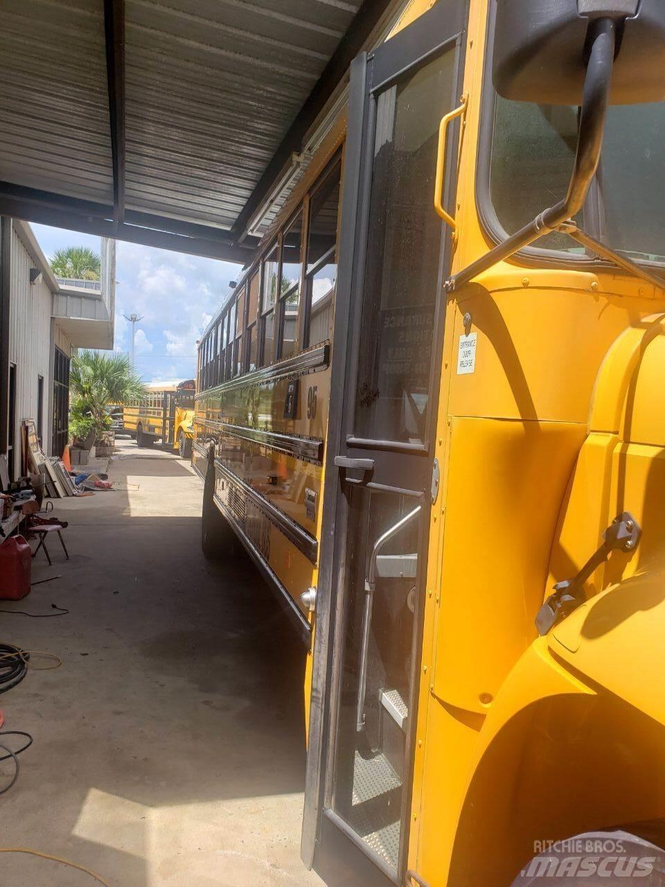IC Bus CE300 Andere Busse