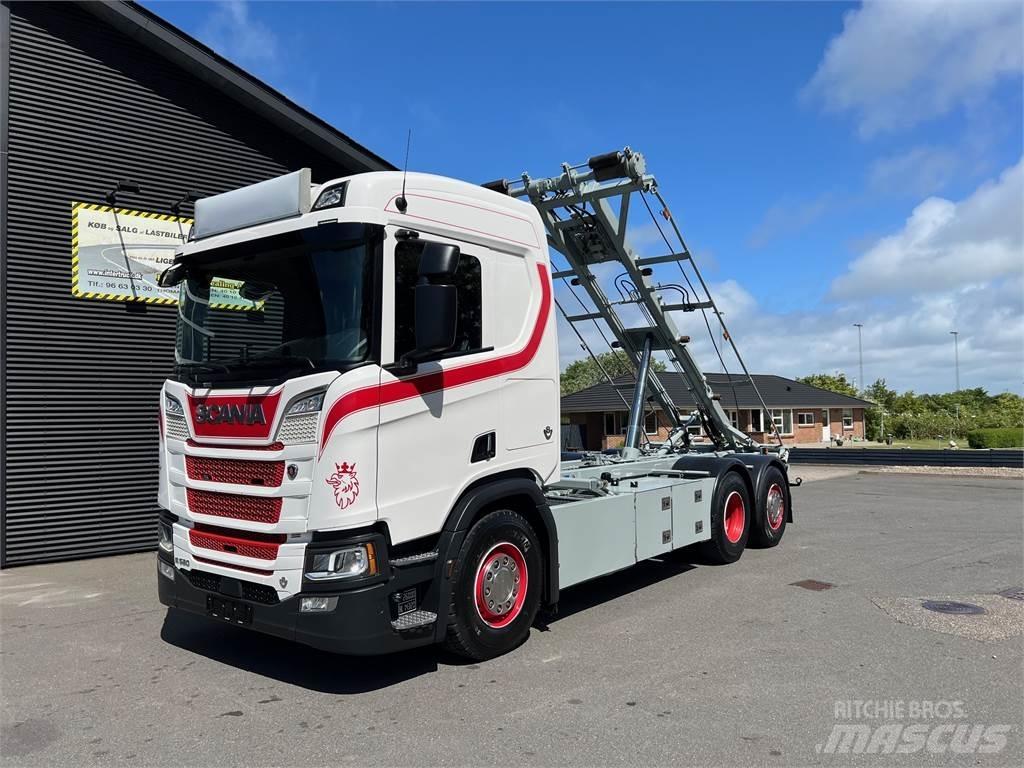 Scania R520 hejs Absetzkipper