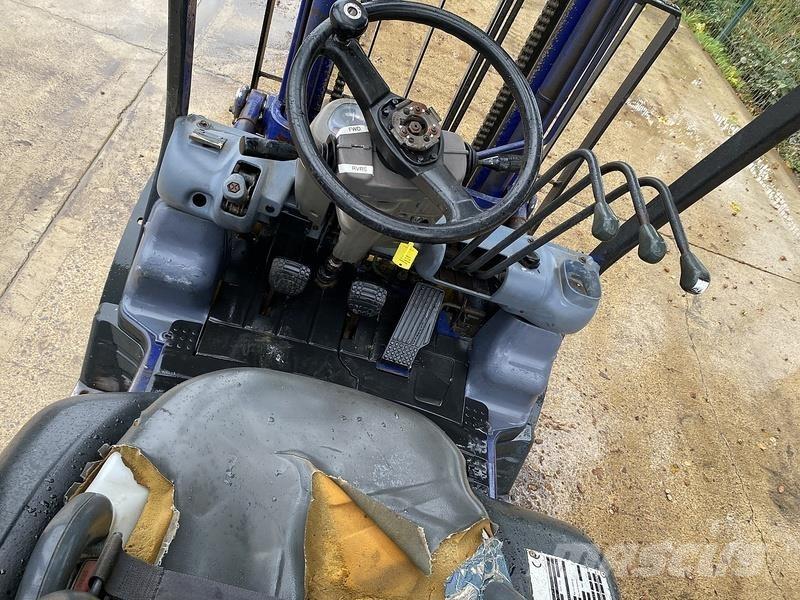 Komatsu FD25T-12 Andere Gabelstapler
