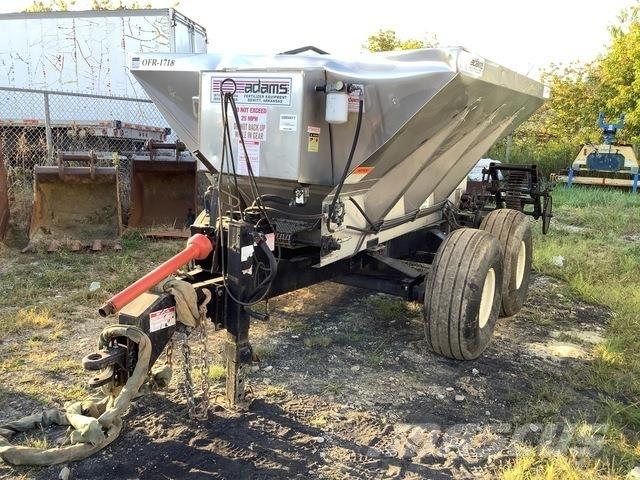 Adams HLS-6-4W Mineraldüngerstreuer