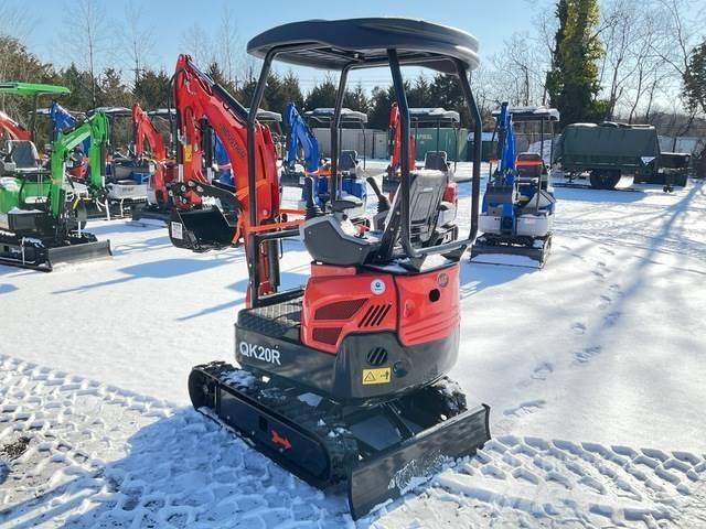 AGT QK20R Raupenbagger