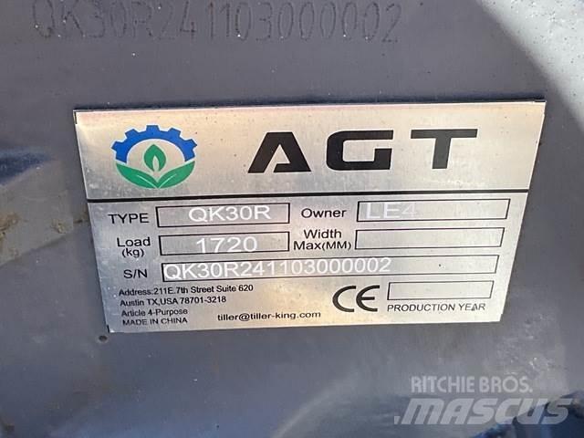 AGT QK30R Raupenbagger