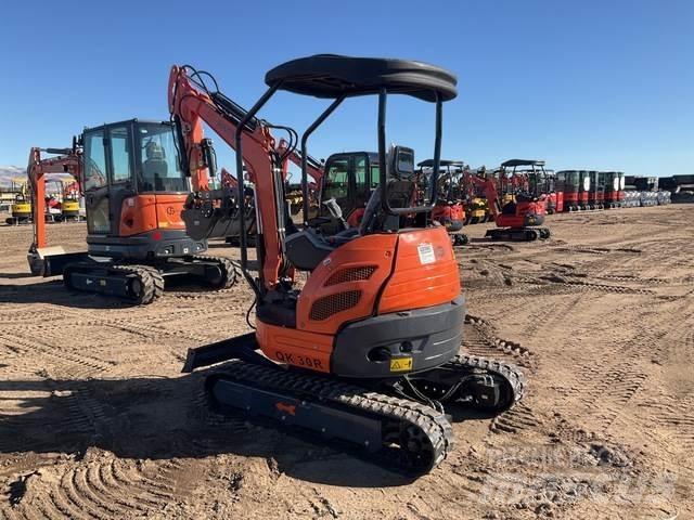 AGT QK30R Raupenbagger