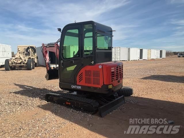 AGT QNT50R Raupenbagger