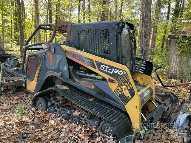 ASV RT120F Kompaktlader