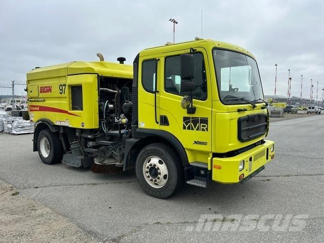 Autocar Xpert Kehrmaschine