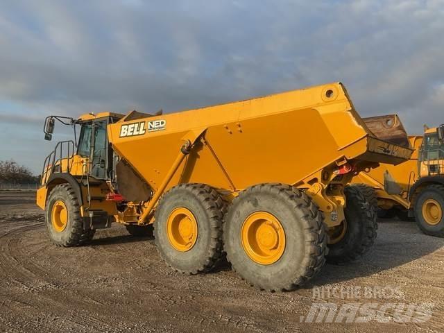 Bell B30E Dumper - Knickgelenk