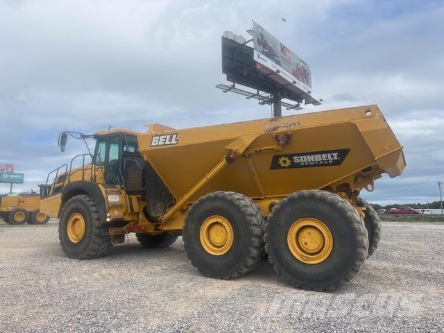 Bell B40E Dumper - Knickgelenk