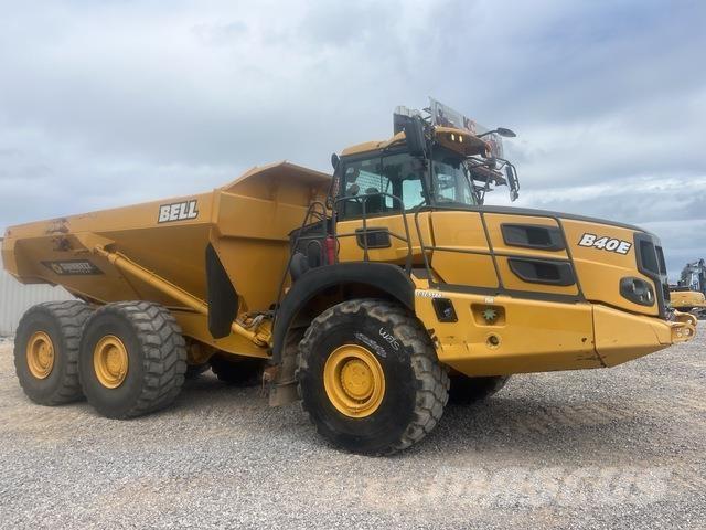 Bell B40E Dumper - Knickgelenk