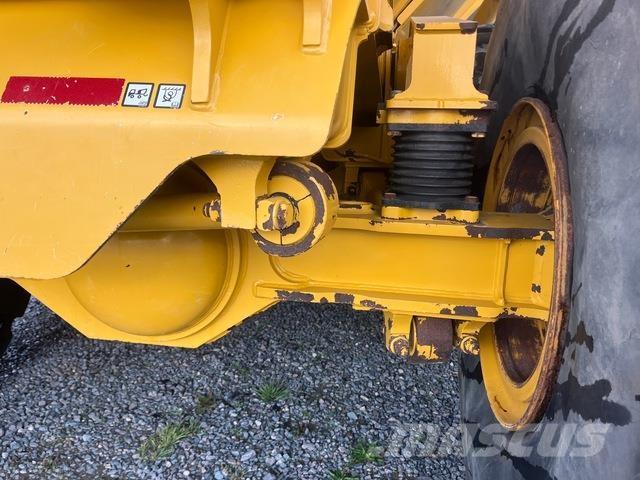Bell B45E Dumper - Knickgelenk