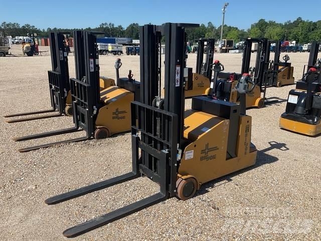 Big Joe CB22 Sonstige Baumaschinen