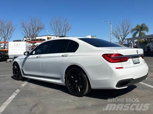 BMW 750I PKWs