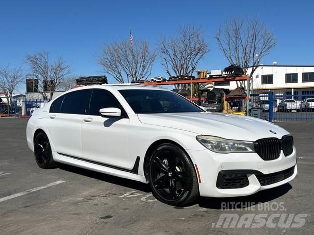 BMW 750I PKWs