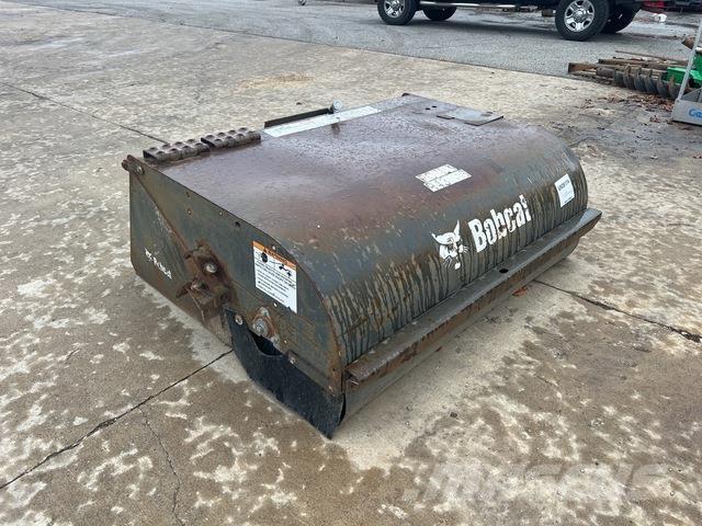 Bobcat 6707144 Kehrer