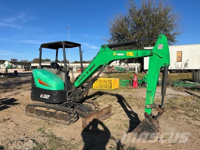 Bobcat E32 Raupenbagger