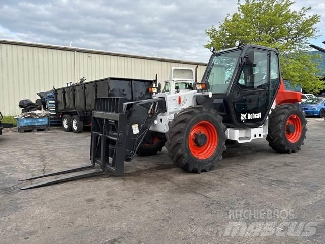 Bobcat V723 Teleskoplader