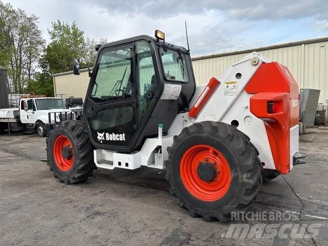 Bobcat V723 Teleskoplader