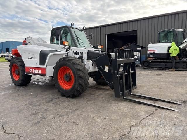 Bobcat V723 Teleskoplader