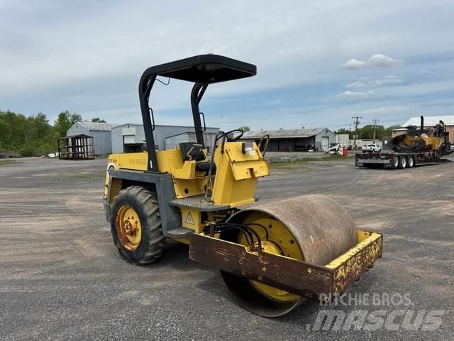 Bomag BW142D Walzenzüge