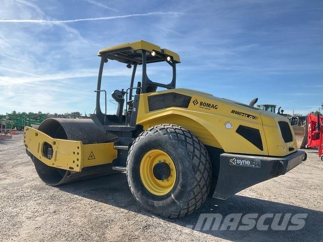 Bomag BW211D-5 Walzenzüge