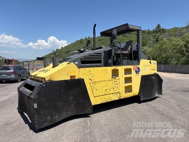 Bomag BW24R Gummiradwalzen