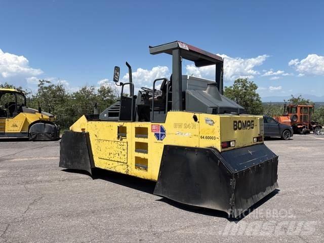 Bomag BW24R Gummiradwalzen