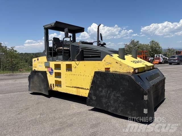 Bomag BW24R Gummiradwalzen