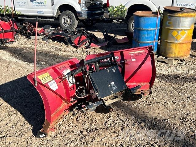 Boss XT Schneeschilde und -pflüge