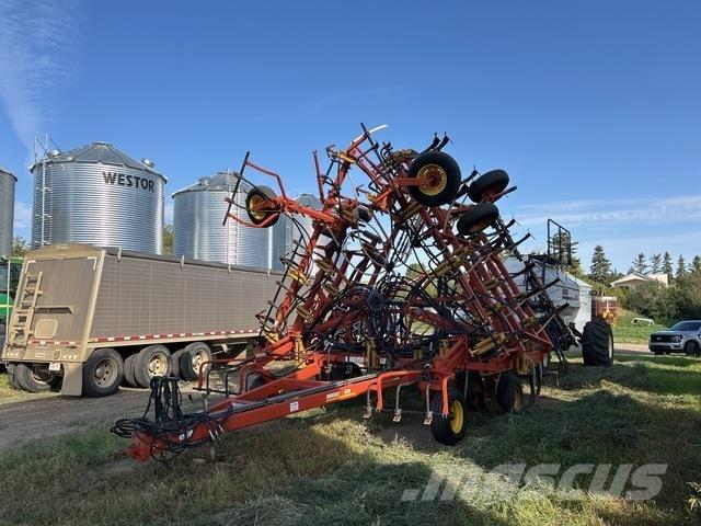Bourgault 8810 Drillmaschinen