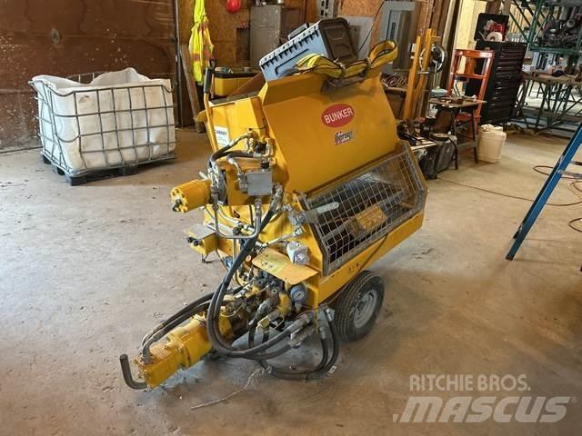  Bunker B100E Betonpumpen