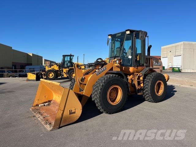 CASE 521E Radlader