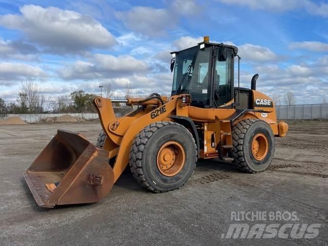 CASE 621E Radlader