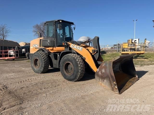 CASE 621G Radlader
