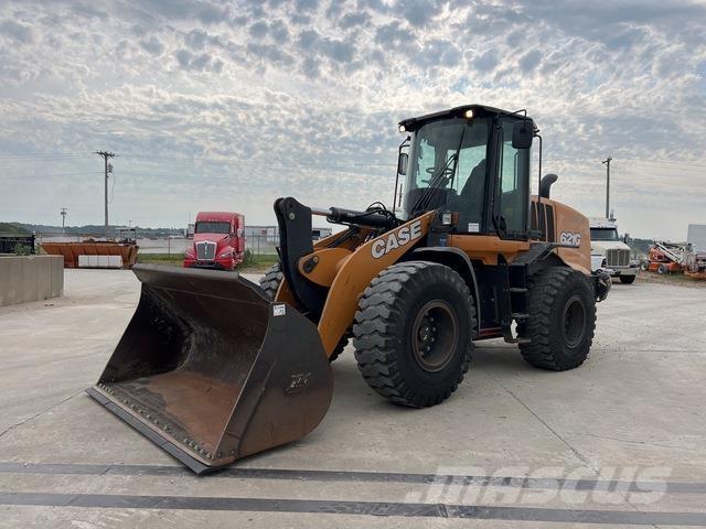 CASE 621G Radlader