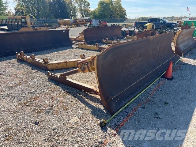 CAT  Planierschilder/Scharen