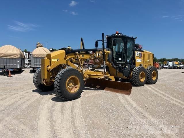 CAT 150 Grader