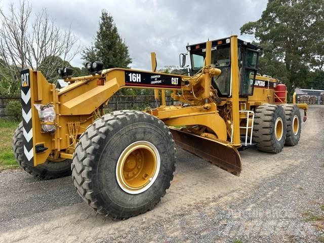 CAT 16H Grader
