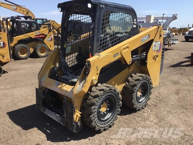 CAT 226D3 Kompaktlader