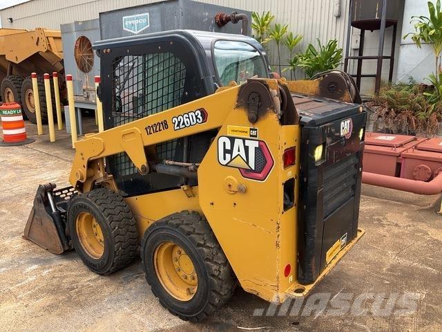 CAT 226D3 Kompaktlader