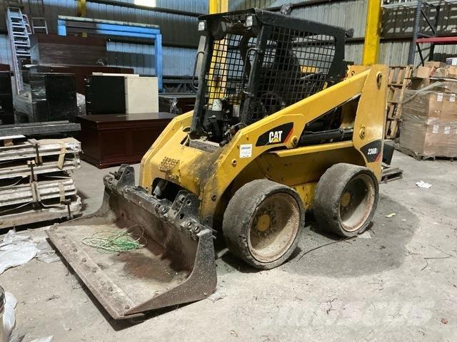 CAT 236B3 Kompaktlader