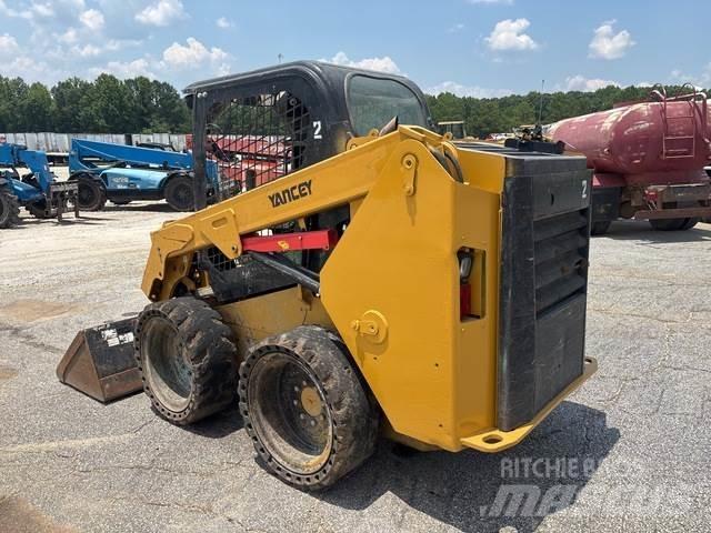 CAT 236D Kompaktlader
