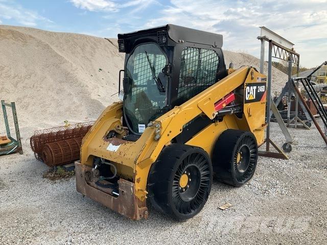 CAT 246D Kompaktlader