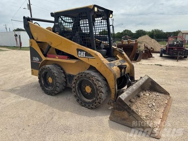 CAT 252B Kompaktlader