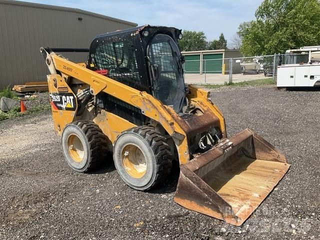 CAT 262D Kompaktlader