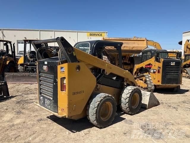 CAT 262D3 Kompaktlader