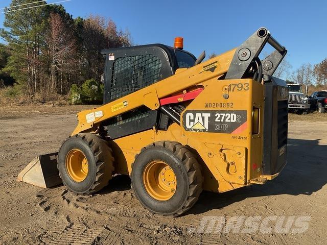 CAT 272D2 XHP Kompaktlader