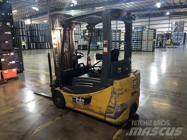 CAT 2ET3000 Elektrostapler